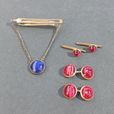 Vintage 1940's red Lucite deco cufflinks and matching shirt studs - with a Blue swinging tie clasp