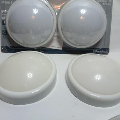Brand new Driveway patrol alarm system with several push lights, and a nightlight