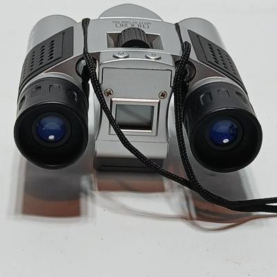 Vivitar Digital Camera Binocular Digital 30 x 25 with instruction manual