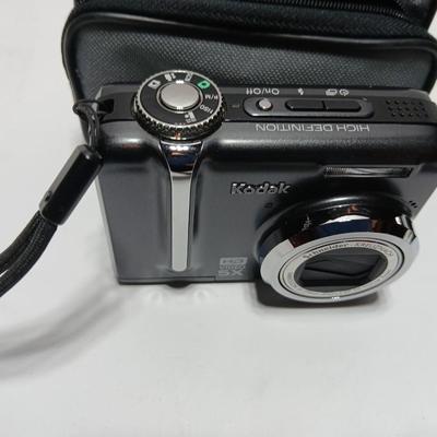 Kodak EasyShare Z1285 digital camera high-definition digital camera with case 12 MP 5x zoom