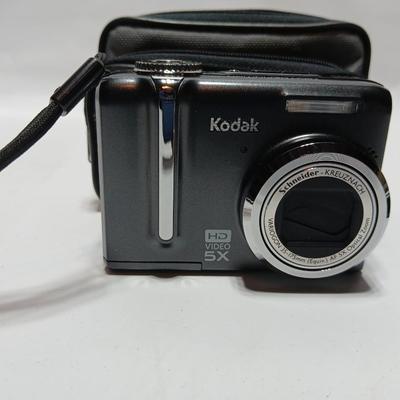 Kodak EasyShare Z1285 digital camera high-definition digital camera with case 12 MP 5x zoom