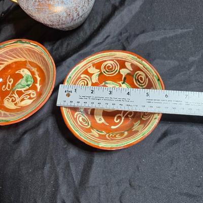 Antique gold patterned vintage Stangl Pottery pitcher with two vintage Mexican pottery Tlaquepaque bowls
