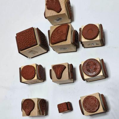 Stamp cubes - Mutiple stamps on each cube -