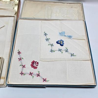 At least 10 Vintage embroidered kerchiefs - and Spunwell pillowcases in original boxes -