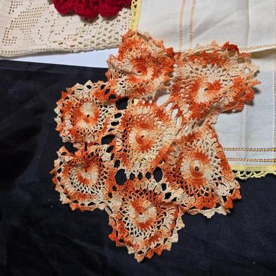 Vintage crocheted doilies and trivets - pot holders - Vintage retro fun!