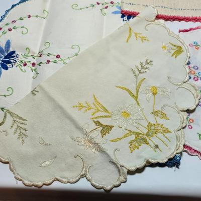 Assortment of embroidered cloth - flowers, cats and other cute patterns