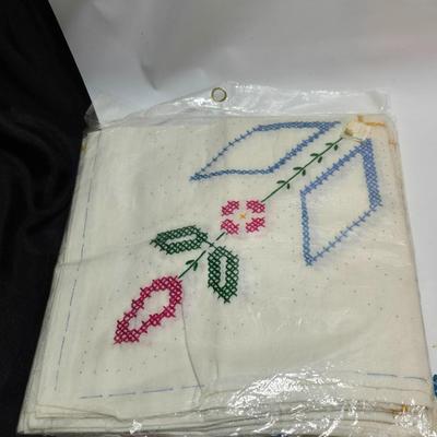Assortment of embroidered cloth - flowers, cats and other cute patterns