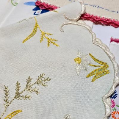 Assortment of embroidered cloth - flowers, cats and other cute patterns