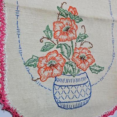 Assortment of embroidered cloth - flowers, cats and other cute patterns