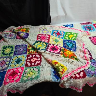 Fancy and fun crocheted Afghan blanket - colorful quilted like pattern