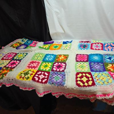 Fancy and fun crocheted Afghan blanket - colorful quilted like pattern