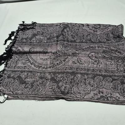 Nice scarves -of different colors and patterns new Croft & Barrow neck scarf