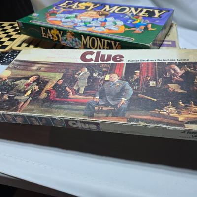 Board games - Easy Money - Strageo - Clue - Checkers and more