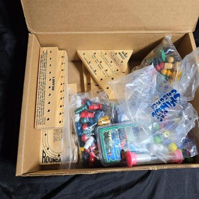 Board games - Easy Money - Strageo - Clue - Checkers and more