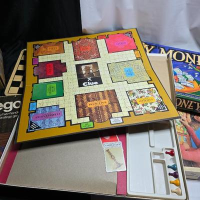Board games - Easy Money - Strageo - Clue - Checkers and more