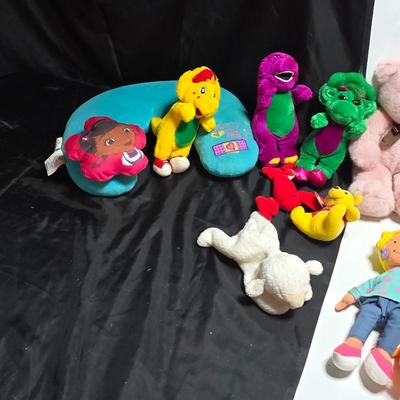 Huge assortment of plush characters - Disney - Looney toons - Barney % friends - animals - Ty and more