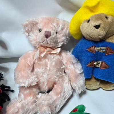 Huge assortment of plush characters - Disney - Looney toons - Barney % friends - animals - Ty and more
