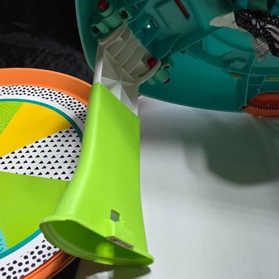 Sit, Spin & Stand Entertainer 360 Seat & Activity Table - Infantino