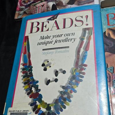 Craft books - Gifts - Beads - Easy crafts and others