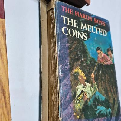 Vintage books - Black beauty - The melted coins - and more