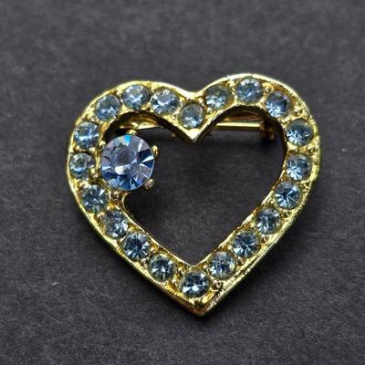 Vintage Vintage art deco DO Creations David Ornstein rhinestone brooch watch Aster watch with a vintage rhinestone heart brooch