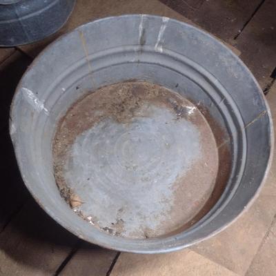Galvanized Round Tub Choice B