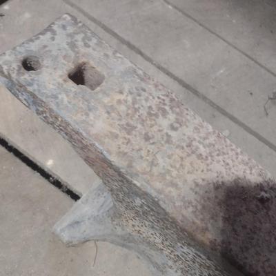 Vintage Blacksmith's Anvil Approximately 100lbs