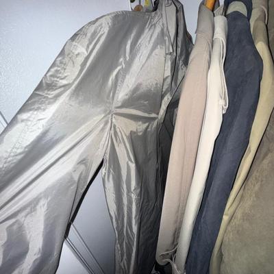 D32-Jackets