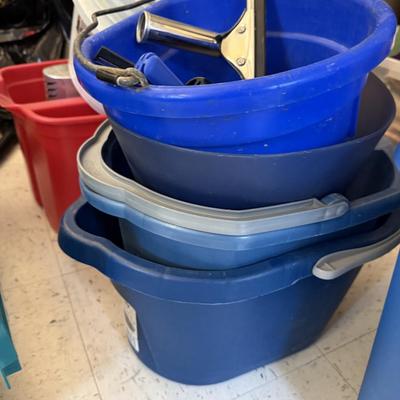 D29-Buckets & misc