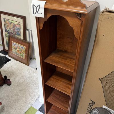 D2-Antique shelf