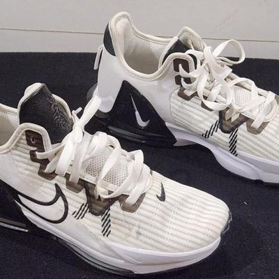Sale Photo Thumbnail #107: Nike LeBron James Witness 6 White / BlackUS Size 11