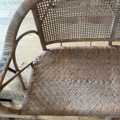M51-Wicker loveseat