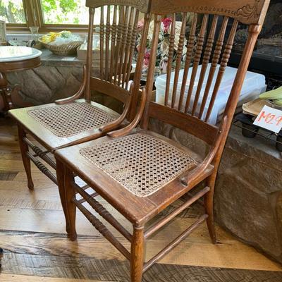 M40-Set of antique chars