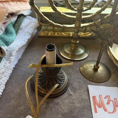 M34-Brass/candlesticks