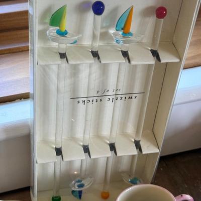 M23- tea cups