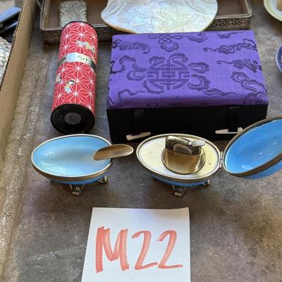 M22-Vintage ashtray and lighter ect