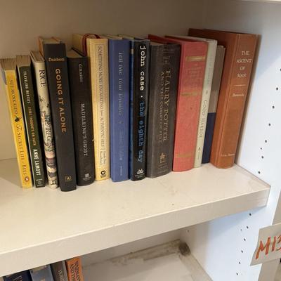 M8-Books