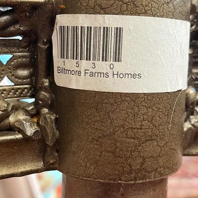 Biltmore Farms Homes Ornate Side Table (LR-BC)
