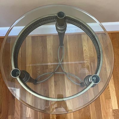 Biltmore Farms Homes Ornate Side Table (LR-BC)