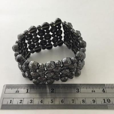 Beautiful black stretchy fashion bracelet