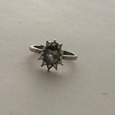 Silver tone beautiful fashion ring