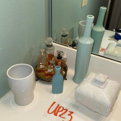 UP23-Perfume and extras
