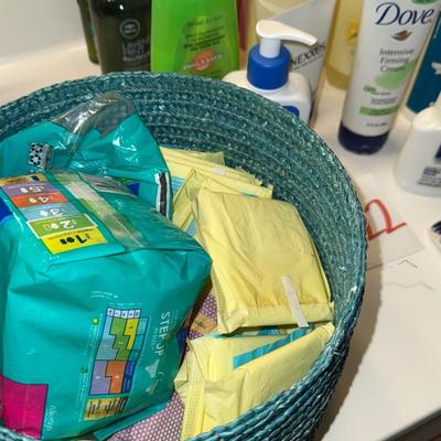 UP22-Essentials lot