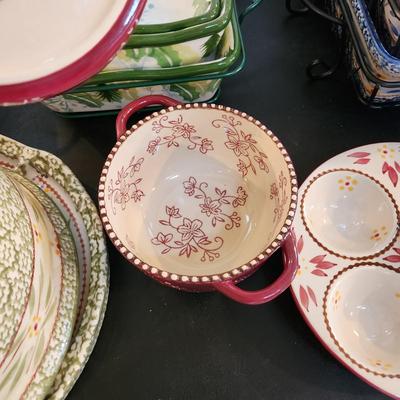 Large Lot of TempTations Temp tations by Tara Serving Dishes , Bowls, Trays