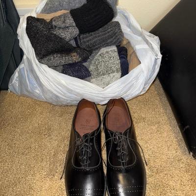 UP17-Shoes/socks