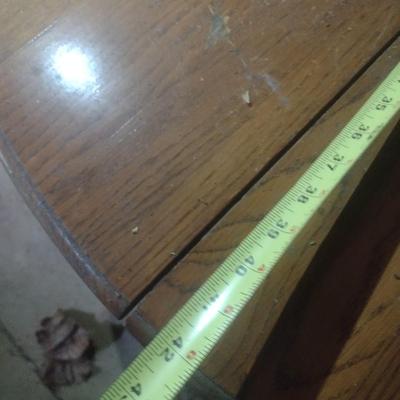 Solid Wood Round Pedestal Table