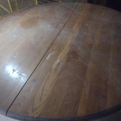 Solid Wood Round Pedestal Table