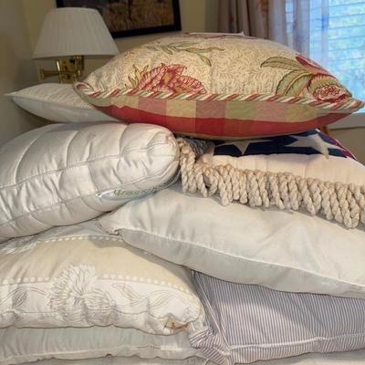 UP12-Pillows