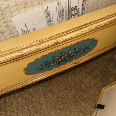 UP11-Antique twin bed