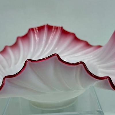 Sale Photo Thumbnail #149: Approx. 8.0" dia.  Ruffled edge, outside clear edge.  Very good condition.
